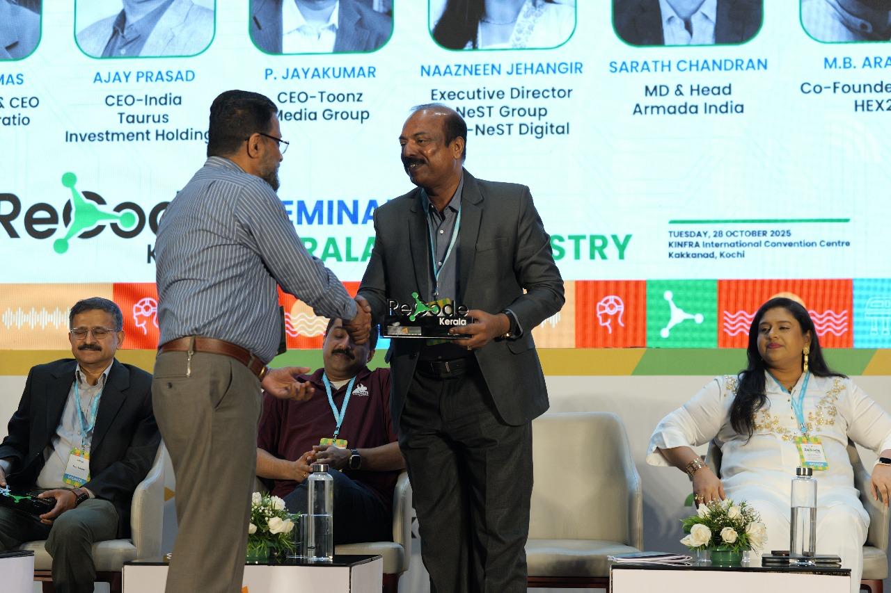Col. Sanjeev S. N.(Retd.), CEO Technopark, honoring P. Jayakumar- CEO, Toonz Media Group.