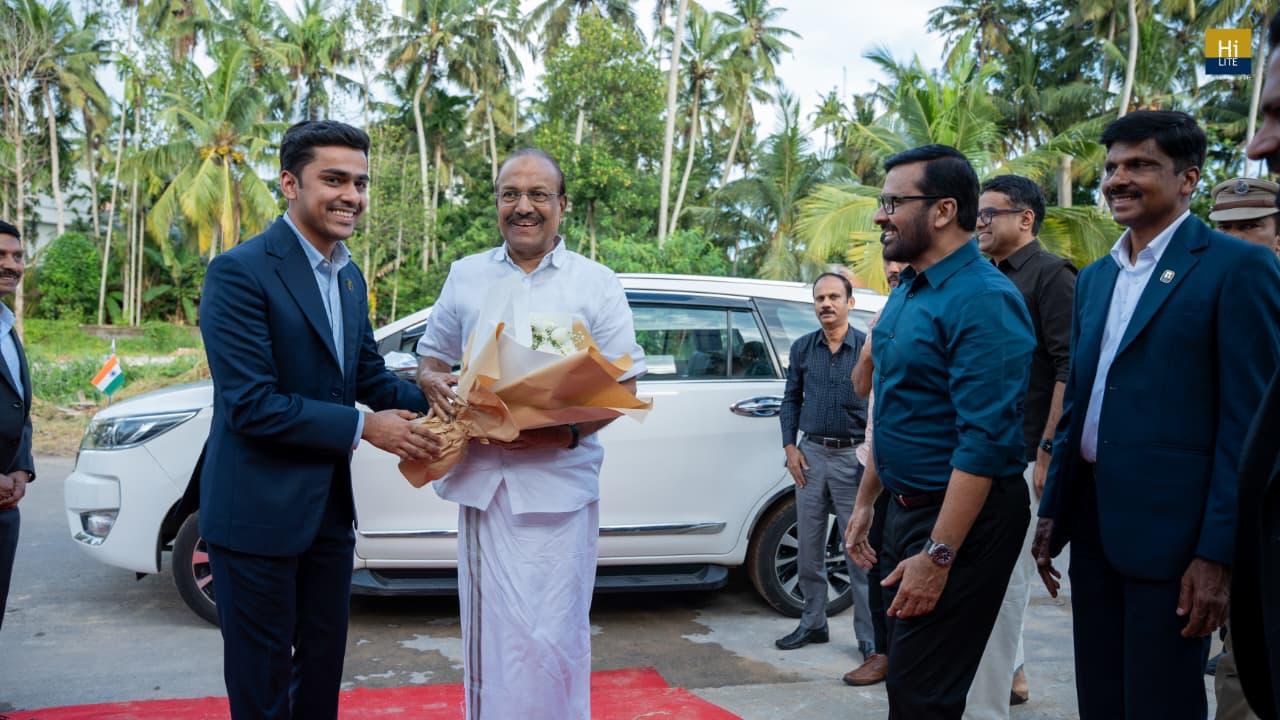 HiLite Group CEO Shri. Ajil Muhammed welcomed Hon'ble Minister P.K. Kunhalikutty to the Yoo Hub groundbreaking ceremony in Trivandrum