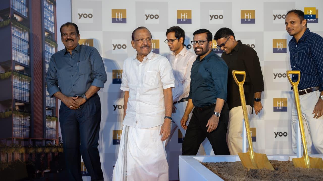 Hon'ble minister and team.