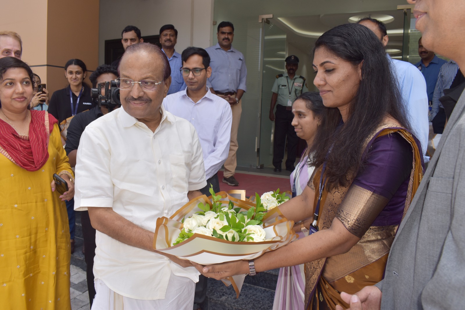 Welcoming  Hon'ble Minister Shri P. K. Kunhalikutty