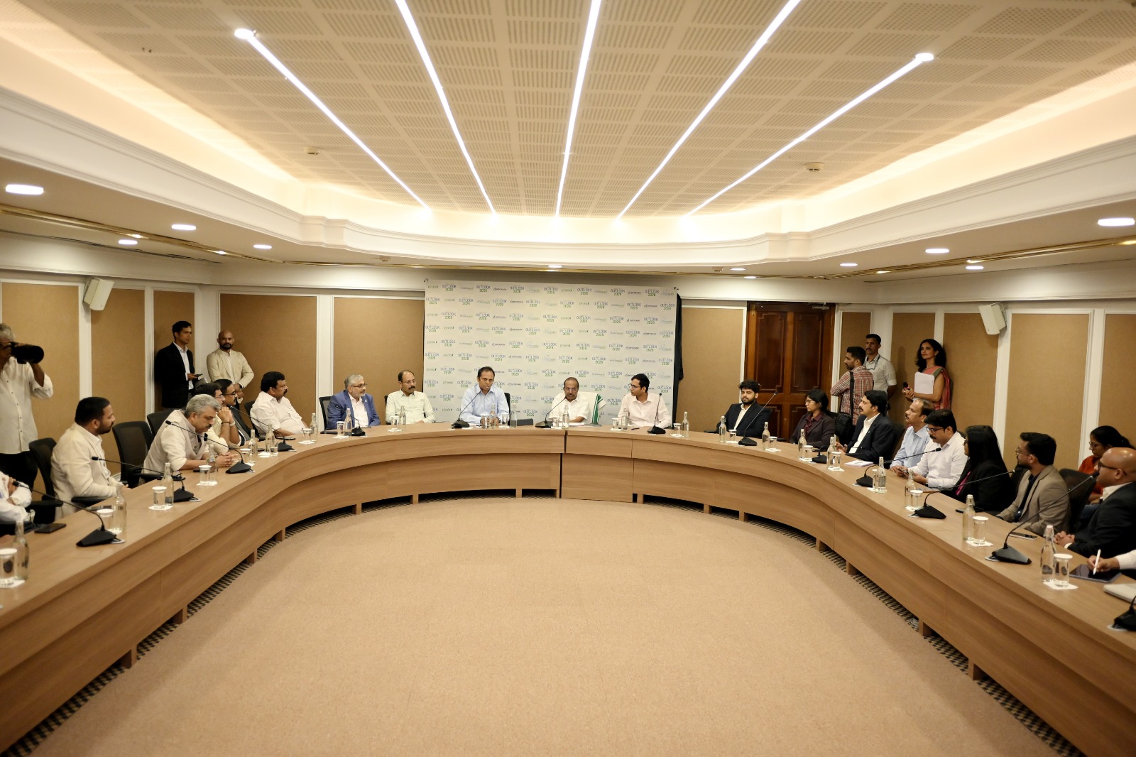 Leadership Round Table