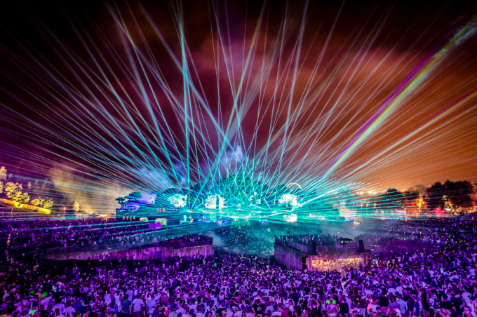 TECHNO FASHION NIGHT 2024 at AmphiTheatre